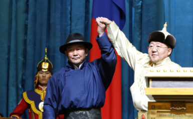 Монголын ардчилал ба АН-ын “түүхэн замнал”